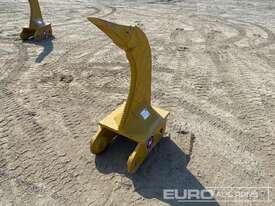 Unused Ripper to suit Komatsu PC200 - picture0' - Click to enlarge