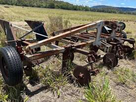 YOEMAN 7 TYNE PLOUGH - picture0' - Click to enlarge