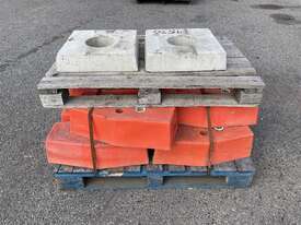 Temporary Fence Anchoring Blocks - Unreserved - picture0' - Click to enlarge