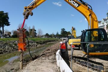 GANZ - Pajot 1400 Air Pile Hammer