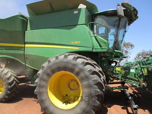 caption 2020 John Deere S760 Combines