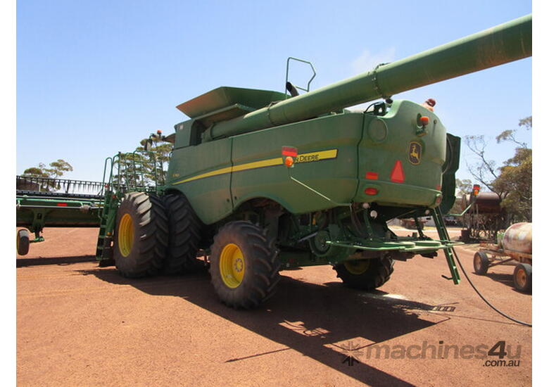 caption 2020 John Deere S760 Combines