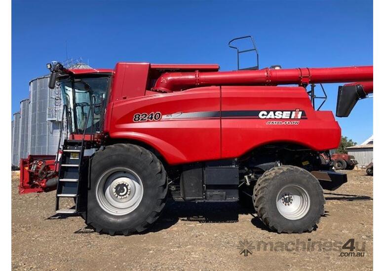 Used 2017 Case 2017 CASE 8240 Combine Combine Harvester in , - Listed ...