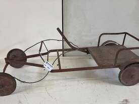 VINTAGE METAL GO-KART - picture0' - Click to enlarge