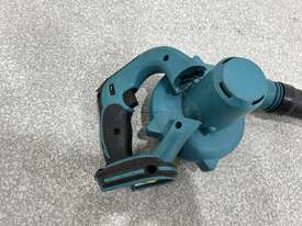 Makita electric blower - picture0' - Click to enlarge