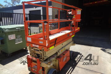   08/2015 JLG R6 E/ Scissor with 10YT