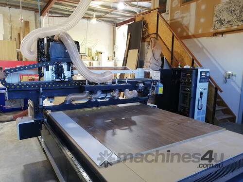 2020 F6 2040 Automatic Unloading CNC Nesting Router