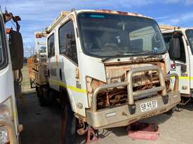 2010 Isuzu NPS 300   4x4 Tray Truck - picture1' - Click to enlarge