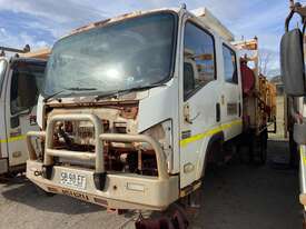 2010 Isuzu NPS 300   4x4 Tray Truck - picture2' - Click to enlarge