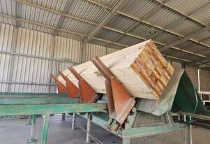 Lakeland Timber Pack De-Stacker