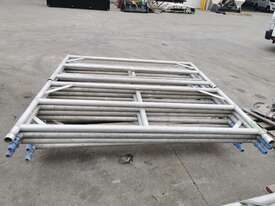 Quantity of Aluminum Scaffolding - picture0' - Click to enlarge