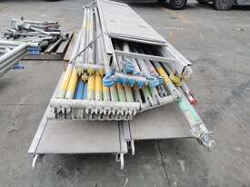 Quantity of Aluminum Scaffolding - picture1' - Click to enlarge