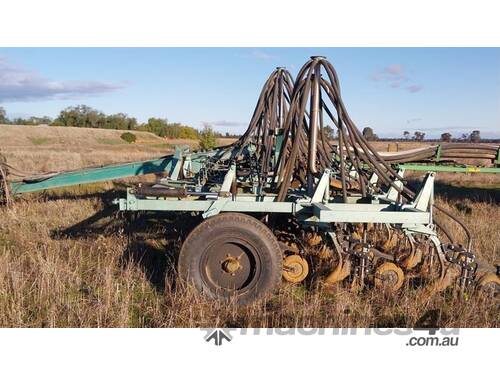 John Shearer 37 Hydraulic Tyne Planter 