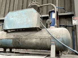 Workshop Air Compressor - picture2' - Click to enlarge