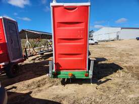 Mobile Toilets - picture2' - Click to enlarge