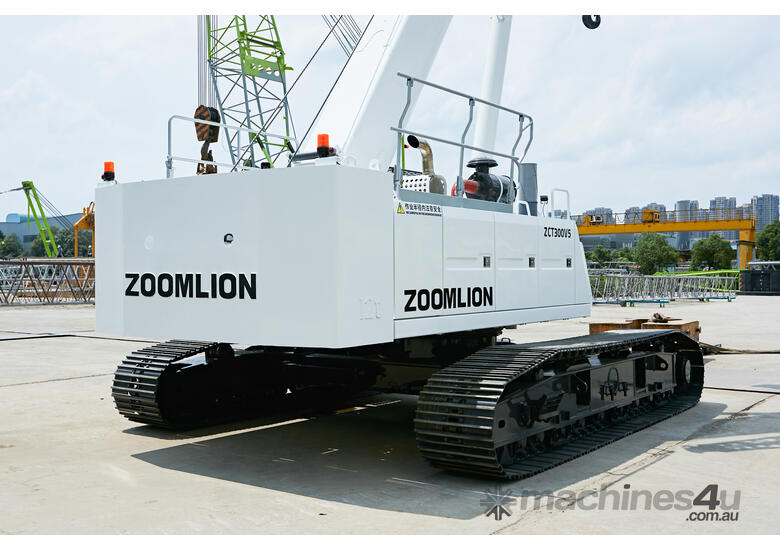 caption Zoomlion 30T Telescopic Crawler Crane - The Pinnacle of Heavy-Lifting Excellence