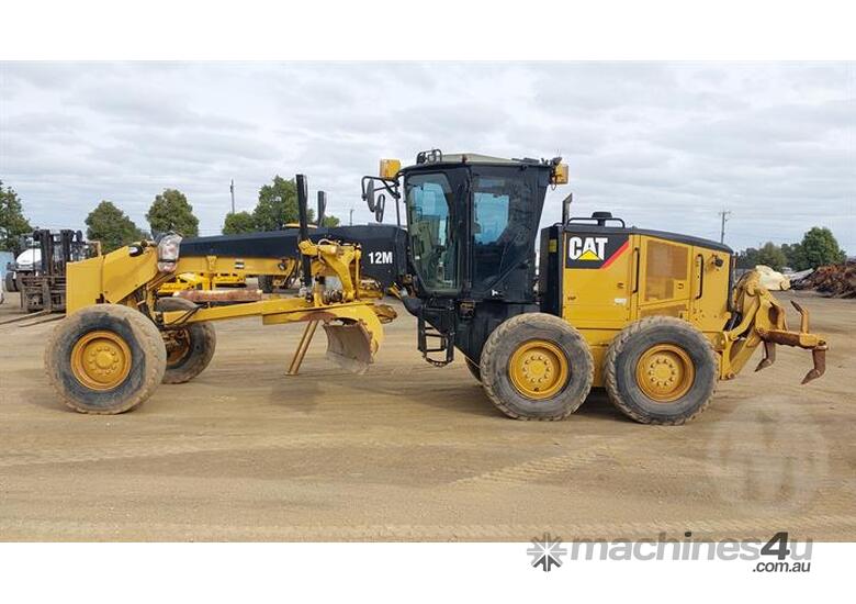 caption Caterpillar 12M