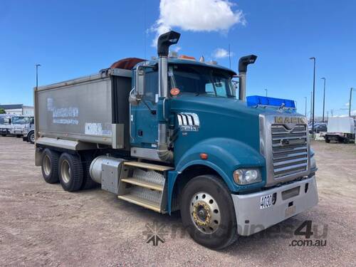 2015 Mack CMHR Trident Tipper Body