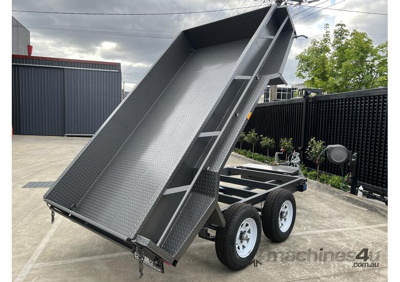 caption Mini Excavator 1.8 T Rhinoceros XN18 Excavator + Tipping Trailer Package