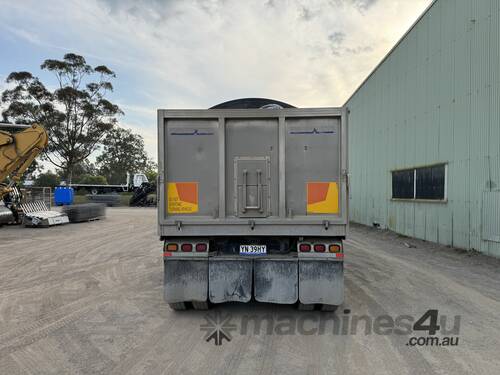 2008 International 9900i (6x4) Tipper & Dog Trailer (Engine Rebuilt)