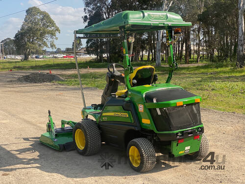 John Deere 1570 Front Deck Lawn Equipment