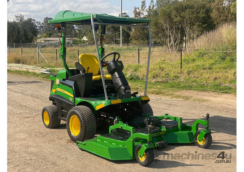 caption John Deere 1570 Front Deck Lawn Equipment