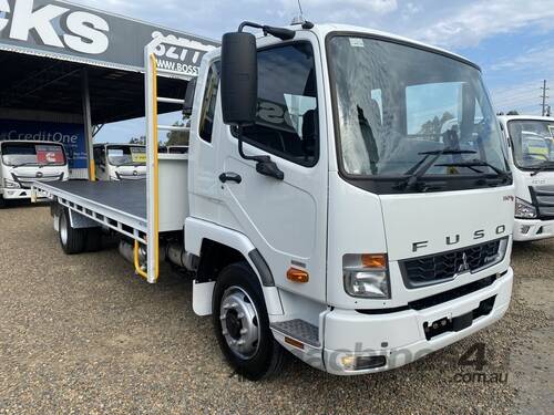 caption 2022 Fuso Fighter FK 1124 White Traytop 7.5 l 4x2