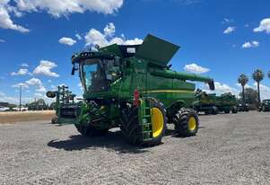 John Deere 2021   S780 Combines