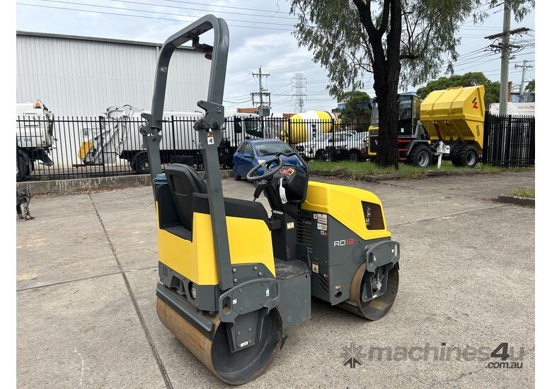 Used Wacker Neuson RD12 Roller