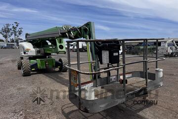 Nifty HR28 Articulating Boom Lift