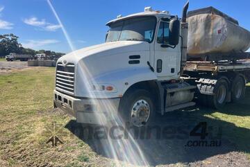 Vision Mack   Truck