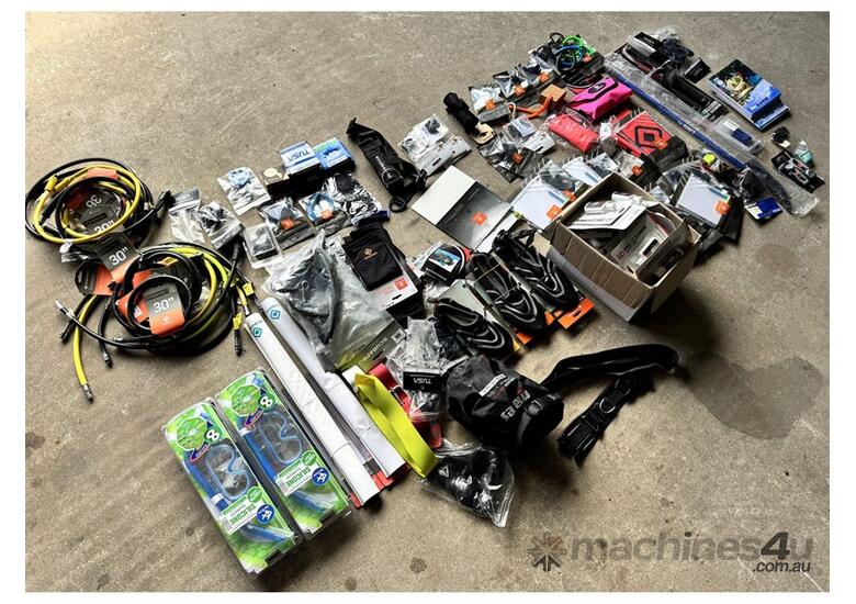 caption SCUBA DIVING ACCESSORIES