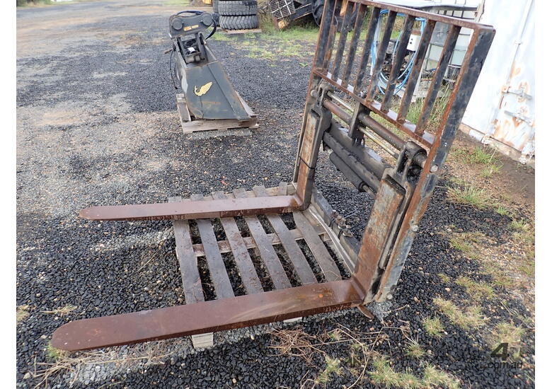 Cascade class 3 fork carriage