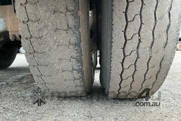 2017 Volvo FE320 Dual Control Side Load Compactor