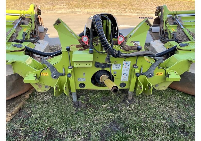 caption 2020 CLAAS Disco 9200C Mower Conditioner w/Auto Swather