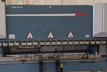 DURMA HYDRAULIC CNC PRESS BRAKE -  