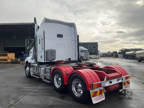 caption 2015 Kenworth T409 Prime Mover