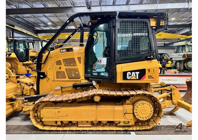 2021 CAT D4K2 XL with 4,300 hrs