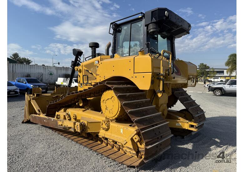 caption 2021 CAT D6 Next Gen LGP