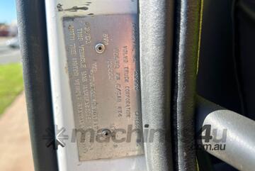 Volvo 2001   FM7 Table Top