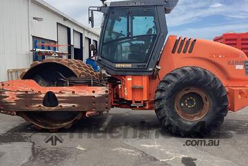 Hamm   14 Tonne Padfoot Roller