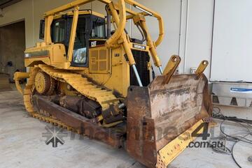 2007 CAT D6R XL III with 5,600 hrs