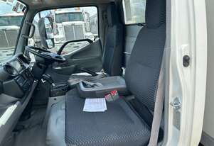 2021 Hino 300 616 Refrigerated Pantech