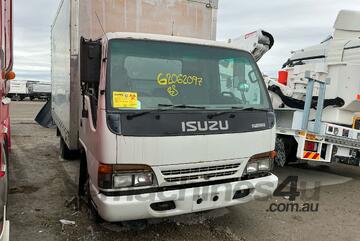 Isuzu 1995   NPR Pantech