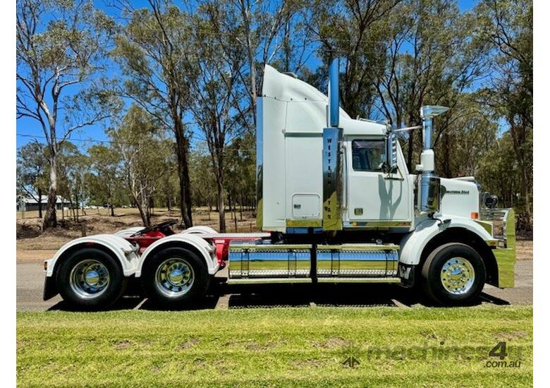 2012 Western Star 4800FX, Cummins ISX 550hp, only 654k kms, 106T rated, 18sp