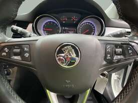 2019 Holden Astra R Hatch T/Petrol (Auto) (Council Asset) - picture2' - Click to enlarge