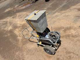 Wagner Airless Paint Sprayer - picture1' - Click to enlarge