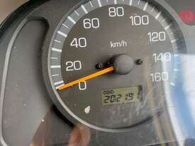 2007 Mitsubishi Rosa 24 seater bus and trailer - picture0' - Click to enlarge