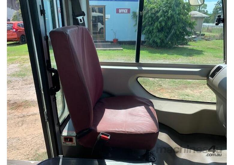 2007 Mitsubishi Rosa 24 seater bus and trailer