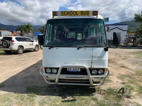 2007 Mitsubishi Rosa 24 seater bus and trailer